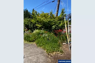 936 Kingwood Dr NW, Salem, OR 97304 - Photo 46