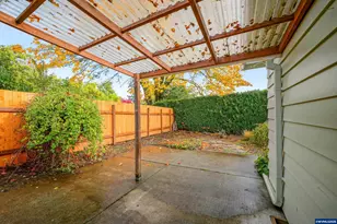 936 Kingwood Dr NW, Salem, OR 97304 - Photo 26