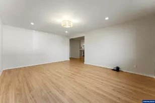 1550 Tierra Lynn Dr, Woodburn, OR 97071 - Photo 8