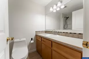 1550 Tierra Lynn Dr, Woodburn, OR 97071 - Photo 16