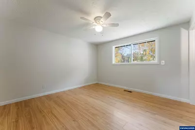 1550 Tierra Lynn Dr, Woodburn, OR 97071 - Photo 22