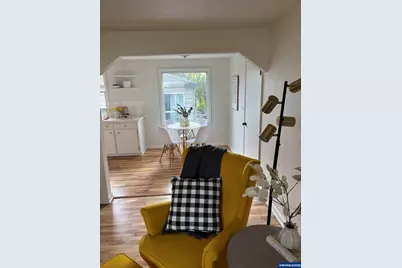 820 West Vista Av S, Salem, OR 97302 - Photo 6