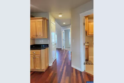 387 NE Rose Tree Dr, Sublimity, OR 97385 - Photo 16