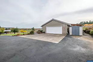 16000 Airlie Rd, Monmouth, OR 97361 - Photo 10