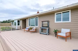 16000 Airlie Rd, Monmouth, OR 97361 - Photo 6