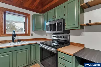 997 20th St SE, Salem, OR 97301 - Photo 16