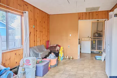 3735 Wilton Av NE, Salem, OR 97305 - Photo 16