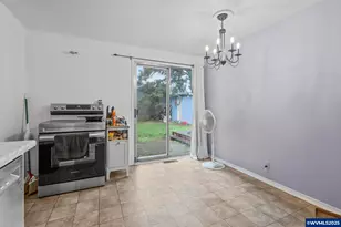 3735 Wilton Ave NE, Salem, OR 97305 - Photo 8