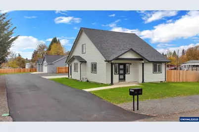 1090 38th Av, Sweet Home, OR 97386 - Photo 2