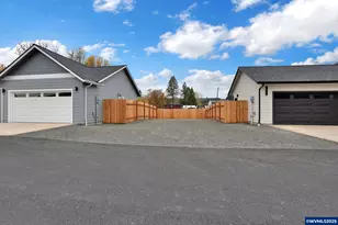 1090 38th Ave, Sweet Home, OR 97386 - Photo 44