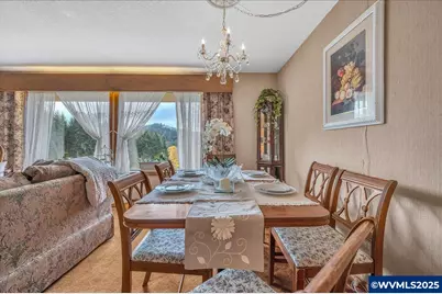 24312 Cardwell Hill Dr, Philomath, OR 97370 - Photo 12