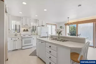 24312 Cardwell Hill Dr, Philomath, OR 97370 - Photo 18