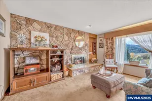 24312 Cardwell Hill Dr, Philomath, OR 97370 - Photo 10
