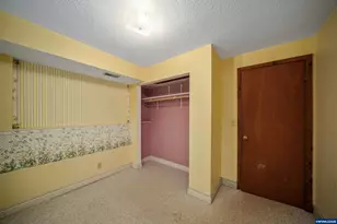 20125 McKillop Rd, Scotts Mills, OR 97375 - Photo 26