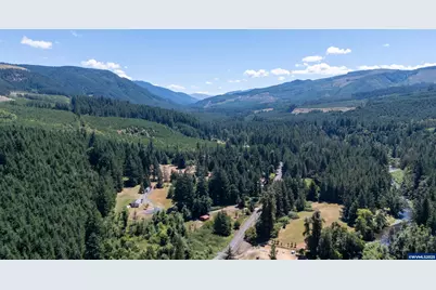 42531 Upper Calapooia Dr, Sweet Home, OR 97386 - Photo 4