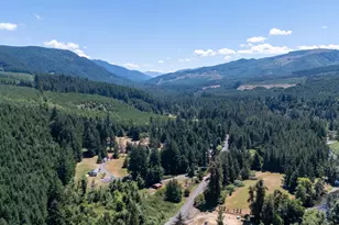 42531 Upper Calapooia Dr, Sweet Home, OR 97386 - Photo 4