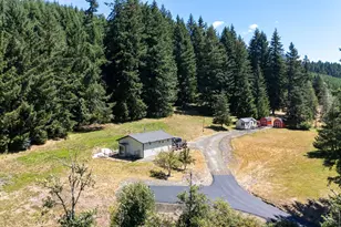 42531 Upper Calapooia Dr, Sweet Home, OR 97386 - Photo 10