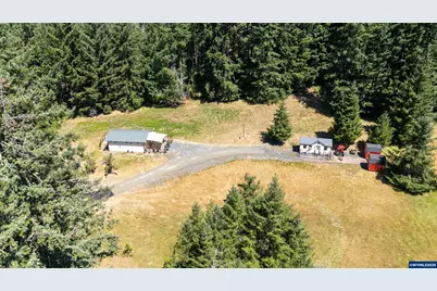 42531 Upper Calapooia Dr, Sweet Home, OR 97386 - Photo 2