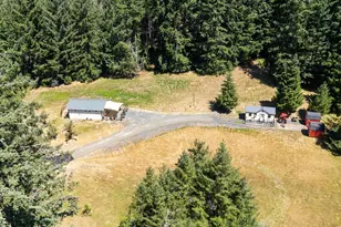 42531 Upper Calapooia Dr, Sweet Home, OR 97386 - Photo 2