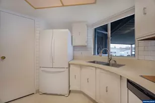 1055 Lockhaven Dr N, Keizer, OR 97303 - Photo 10