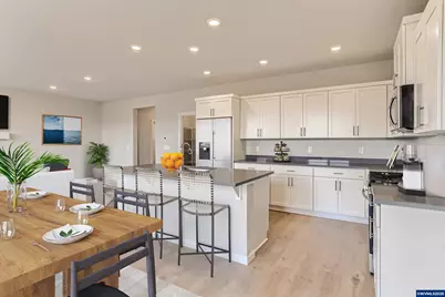 2626 Mount Saint Helens Av SE, Salem, OR 97302 - Photo 2