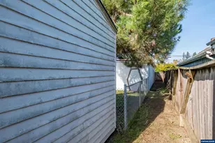 1926 Front Ave NE, Albany, OR 97321 - Photo 46