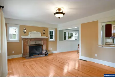 1740 Berry St SE, Salem, OR 97302 - Photo 8