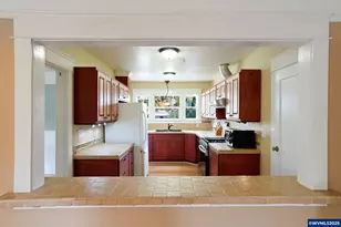 1740 Berry St SE, Salem, OR 97302 - Photo 14