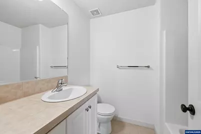 674 NE Newstead Ln, Hillsboro, OR 97006 - Photo 26