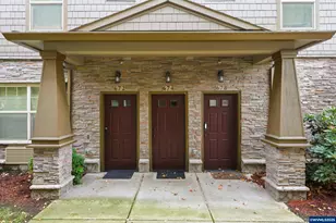 674 NE Newstead Ln, Hillsboro, OR 97006 - Photo 4