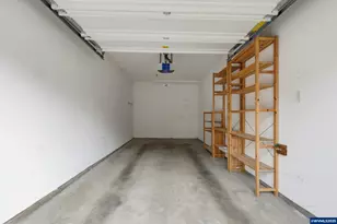 674 NE Newstead Ln, Hillsboro, OR 97006 - Photo 34