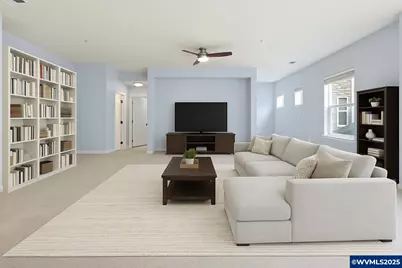 674 NE Newstead Ln, Hillsboro, OR 97006 - Photo 8