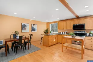 9275 SE Terrace View Ct, Amity, OR 97101 - Photo 8