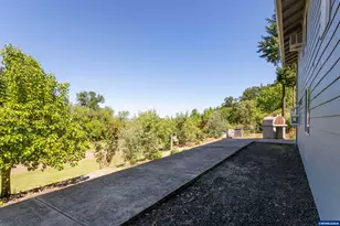 9275 SE Terrace View Ct, Amity, OR 97101 - Photo 30