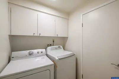 2040 NW 23rd St, Corvallis, OR 97330 - Photo 38