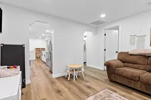 1589 SW Ellis St, Dallas, OR 97338 - Photo 6