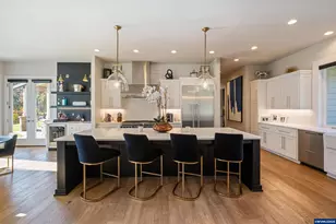 8478 Valley Way SE, Turner, OR 97392 - Photo 10