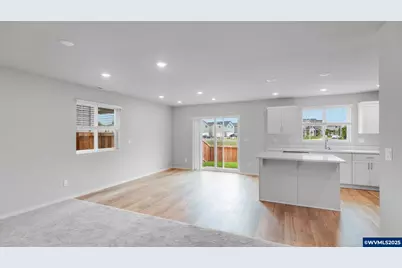 2219 Sawtelle Dr, Woodburn, OR 97071 - Photo 16