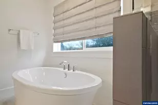 1123 SW Sylvia St, Corvallis, OR 97333 - Photo 40