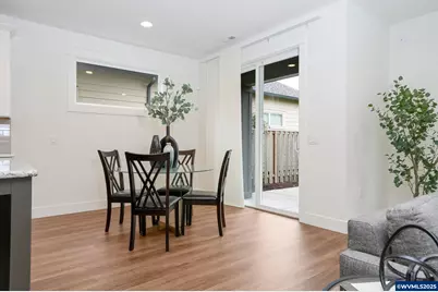 1123 SW Sylvia St, Corvallis, OR 97333 - Photo 10