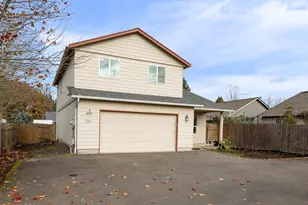 733 Walker Rd, Lebanon, OR 97355 - Photo 2