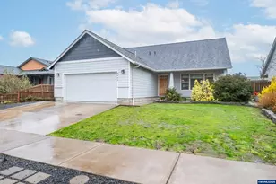 3462 Bald Eagle Dr, Lebanon, OR 97355 - Photo 2