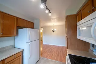 4555 Swallow Ct NE, Salem, OR 97301 - Photo 10