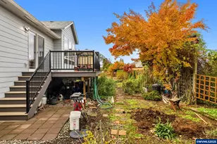 1409 Crestview Dr, Silverton, OR 97381 - Photo 4