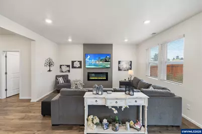 371 Himalaya St NE, Salem, OR 97301 - Photo 10