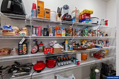 371 Himalaya St NE, Salem, OR 97301 - Photo 18