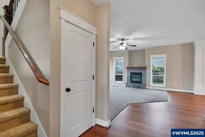 230 SW Wyatt St, Dallas, OR 97338 - Photo 8