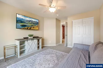 393 Stellers Eagle St NW, Salem, OR 97304 - Photo 32