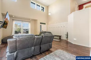 393 Stellers Eagle St NW, Salem, OR 97304 - Photo 8