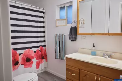 1202 Leo St NE, Keizer, OR 97303 - Photo 12